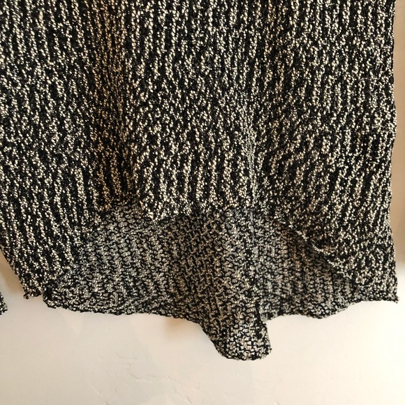 BEBE HI LOW SLEEVE TUNIC - M - Picture 6 of 6